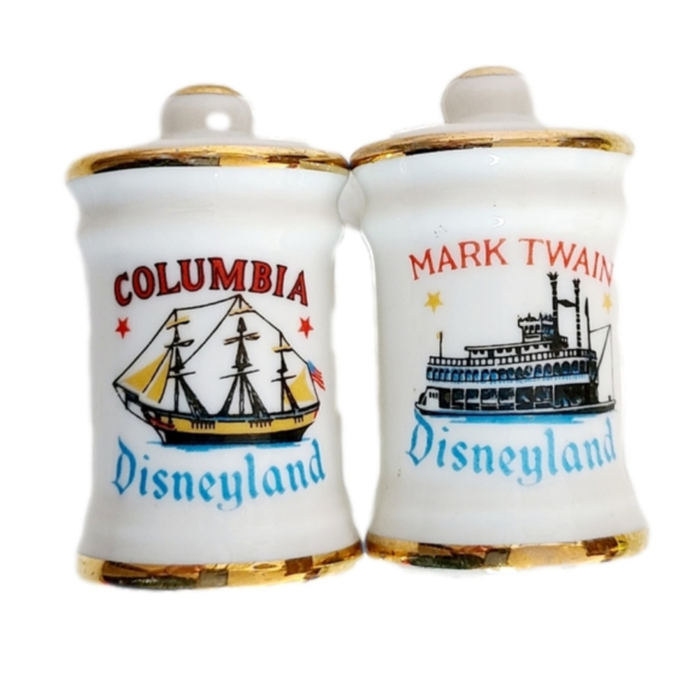 Vintage Disneyland Ships Mark Twain Columbia Salt Pepper Shakers Original Tag